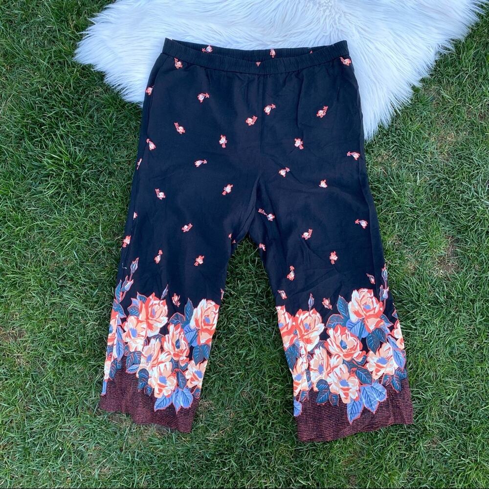 Anthropologie Ett:Twa Floral Cropped Pants medium petite
